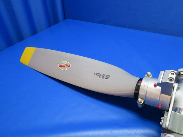 Piper PA-23-250 Aztec Hartzell Propeller Model HC-A2XK-2 (0524-98)