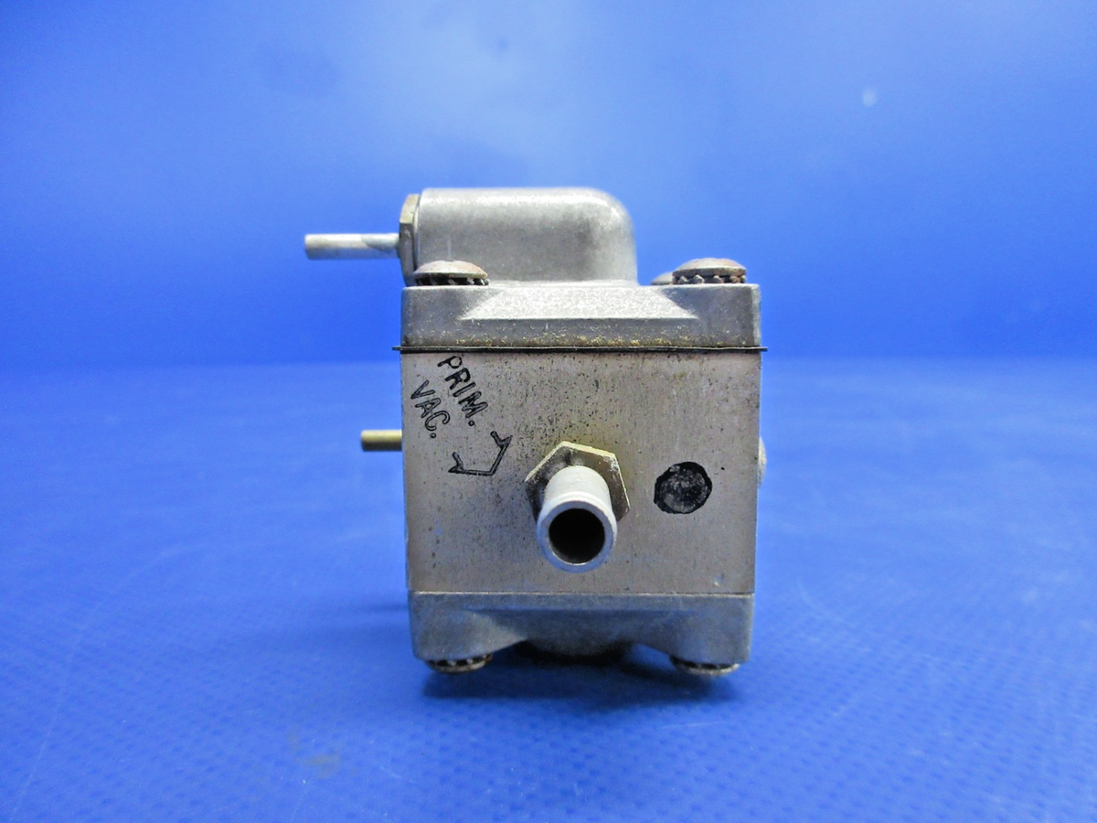 Mooney M20 / M20E Pilot Valve P/N 2965 (0826-914)6
