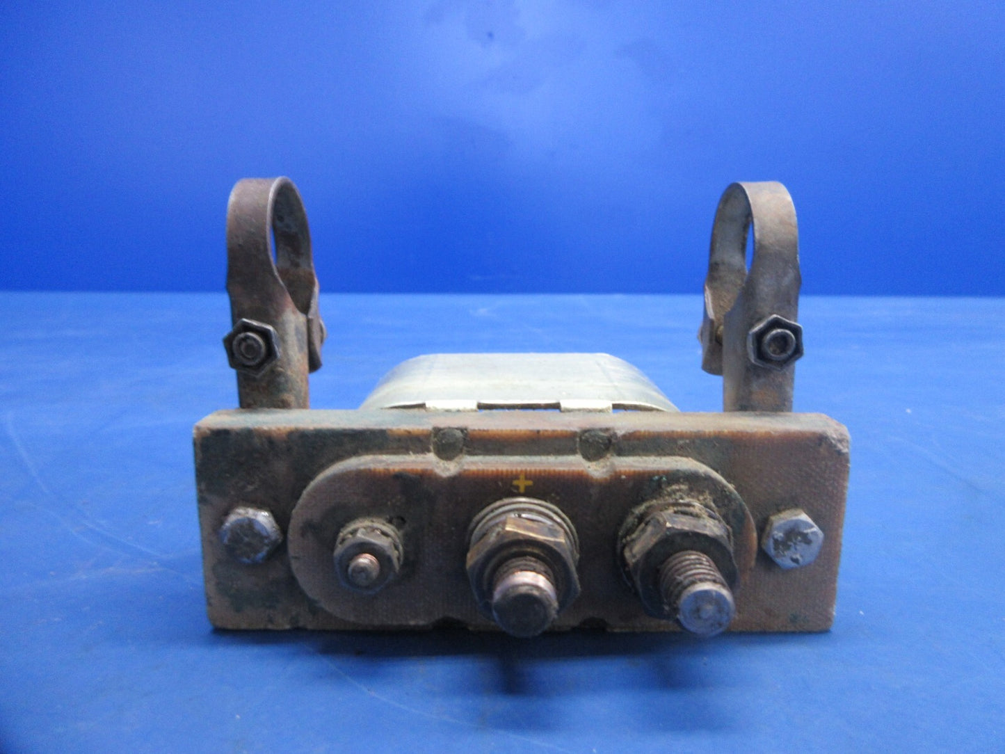 Bell 47J-2 Helicopter Ground Service Plug Receptacle (1124-895)0