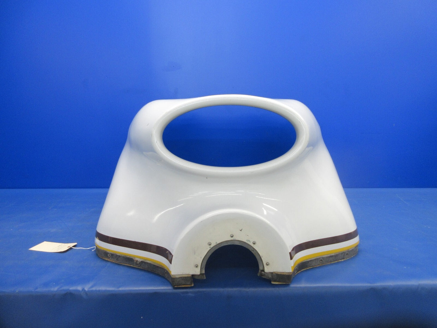 Piper PA-32R-301T Saratoga SP Bottom Engine Cowl P/N 98563-63 (1124-817)13