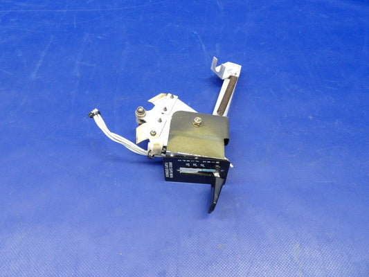Cessna 172 / 172RG Flap Position Handle & Indicator P/N 2462001-1 (0826-1252)0