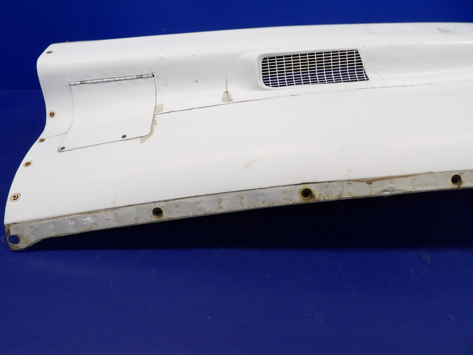 Cessna 421 Upper Right Hand Engine Cowl P/N 5121002-202 (0726-1244)8