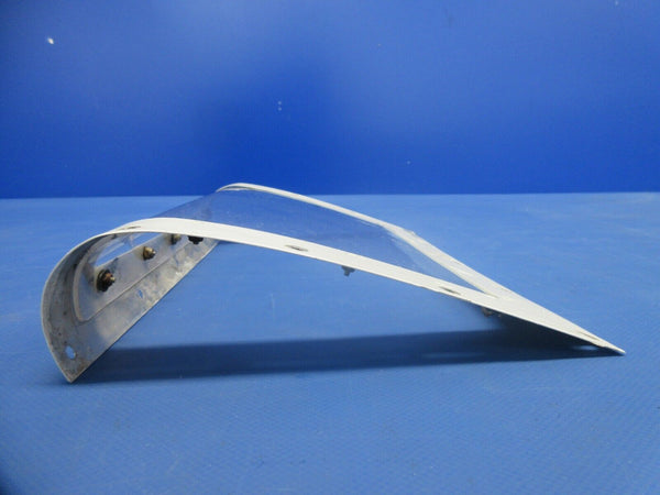 Beech C23 Sundowner Landing Light Bracket & Pane Assy  169-110000-247 (0724-935)