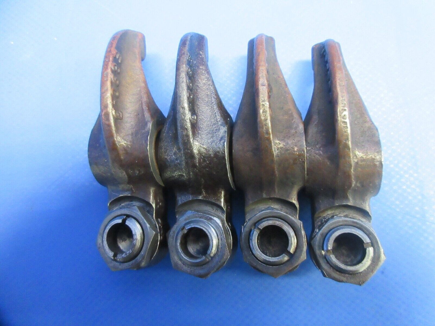Lycoming O-235-C1 Exhaust Rocker Valve Assy P/N 60831 SET OF 4 (0824-806)
