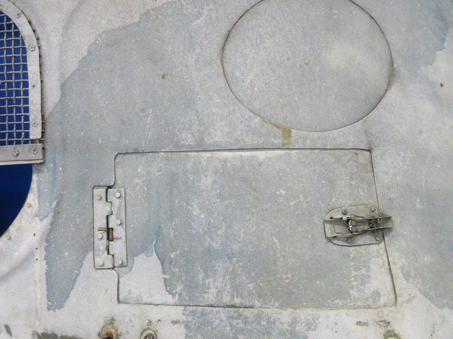 Bell 47J-2 Helicopter Fuselage Cowl LH P/N 47-340-207-225 (1124-1416)