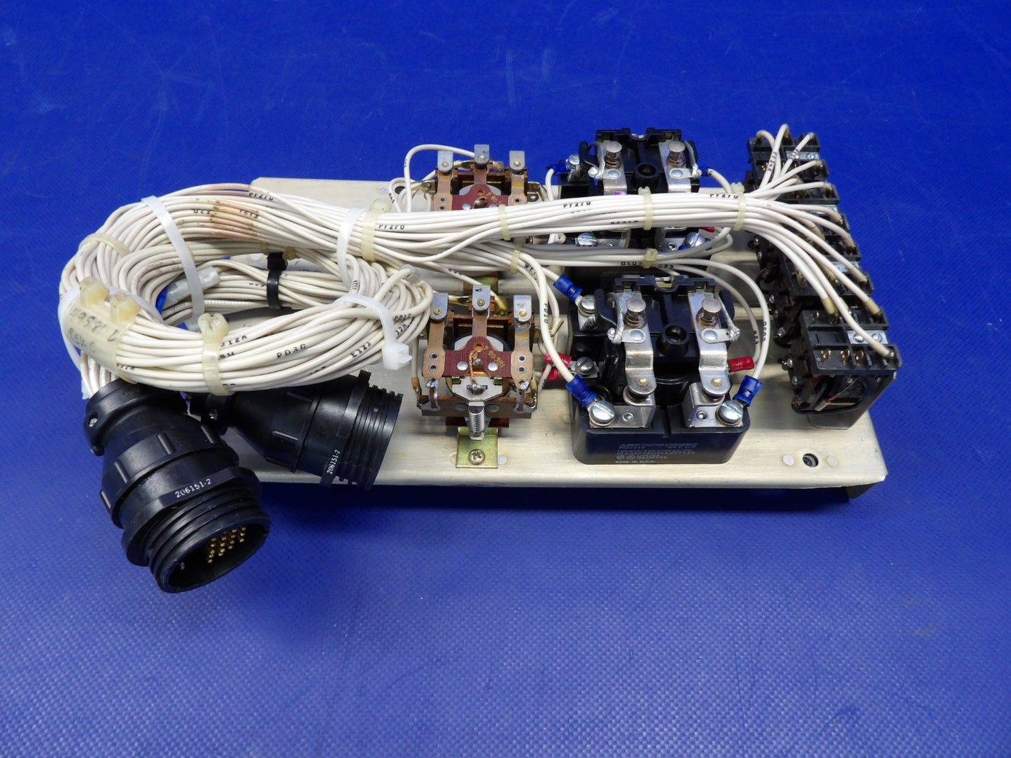 Piper PA-31T1 Cheyenne Electrical Relay Shelf P/N 49565-3 (0626-1334)5