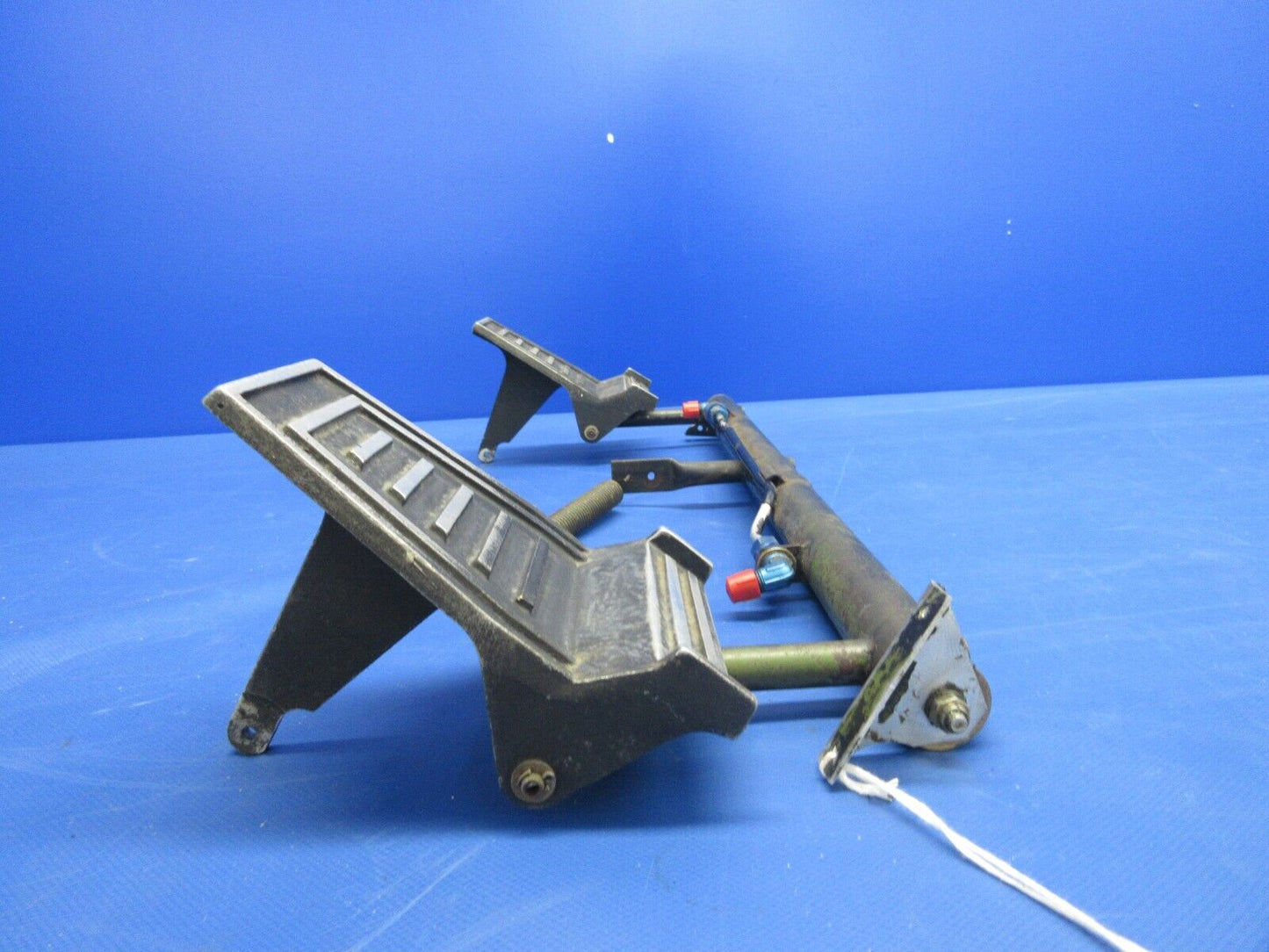 Grumman Yankee AA-1B Rudder Bar & Pedal Assy LH P/N 601031-501 (0524-1023)