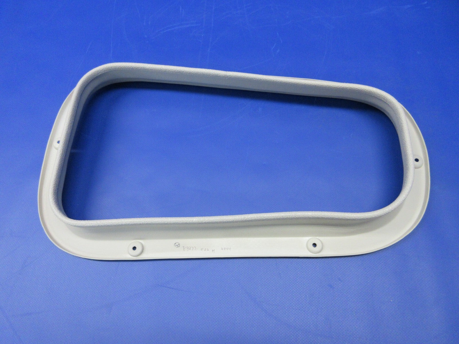 1996 Piper PA-28-181 Archer III LH Aft Window Reveal P/N 84277-22 (1224-2009)1