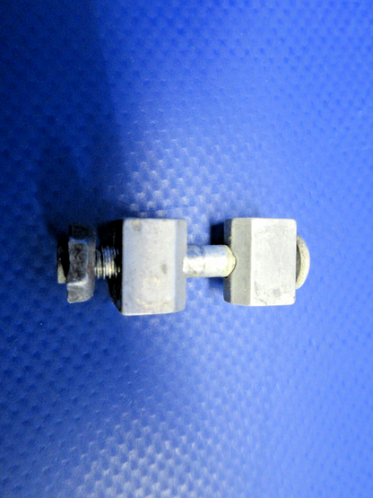Beech 95 / D95A Travel Air Seat Rail Stop P/N 414-180657-3 LOT OF 16 (0326-809)6