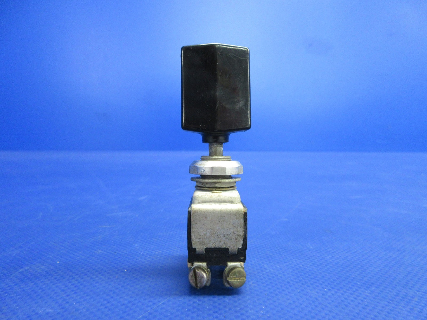 Cessna 172 / 172M Flap Position Switch P/N MS25201-5 (0826-725)3