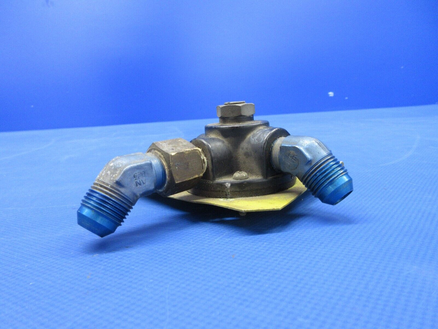 Piper PA-23-250 Aztec Suction Regulating Valve Assy P/N 492-059 (0624-1348)