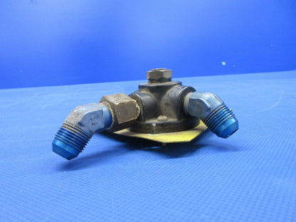 Piper PA-23-250 Aztec Suction Regulating Valve Assy P/N 492-059 (0624-1348)