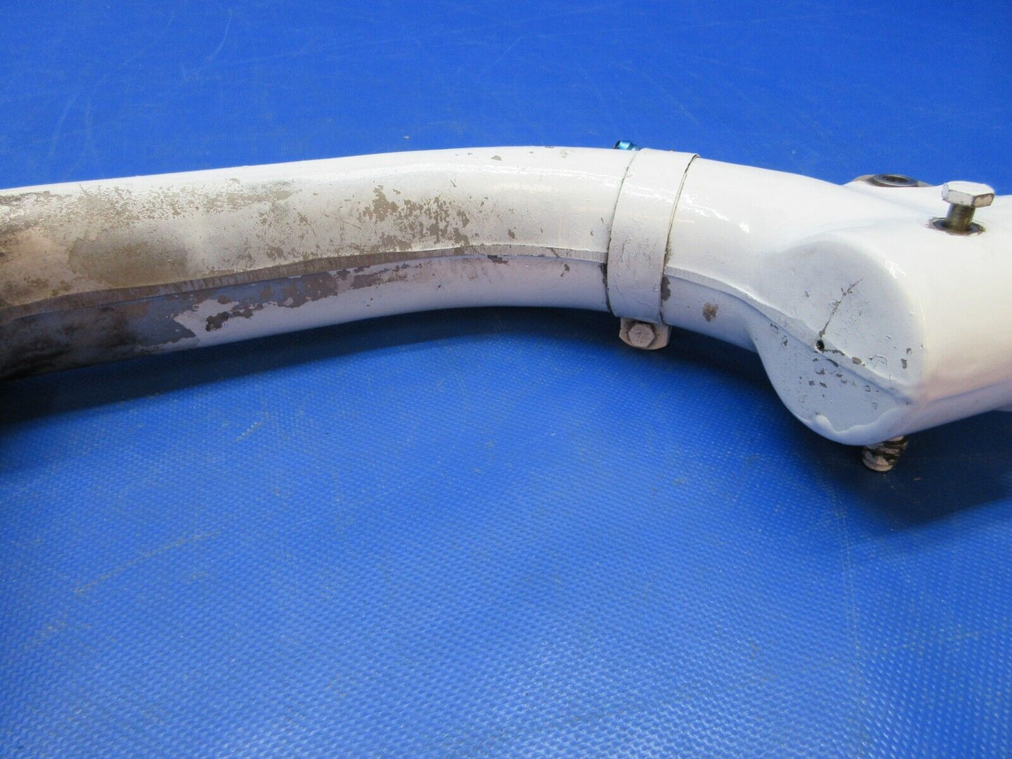 Piper PA-23-250 LH Main Gear Yoke, Rod & Axle Assy P/N 31824-02 (0924-1288)