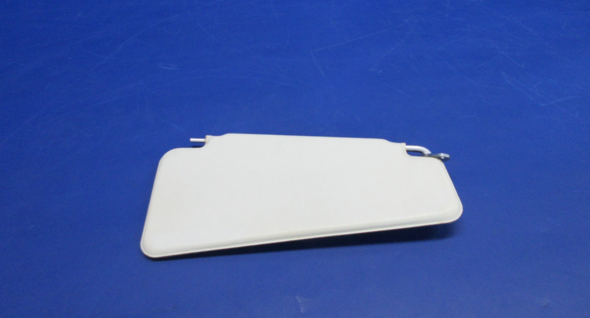 Cessna 402 Sunvisor P/N 5219132-6 (0926-773)0