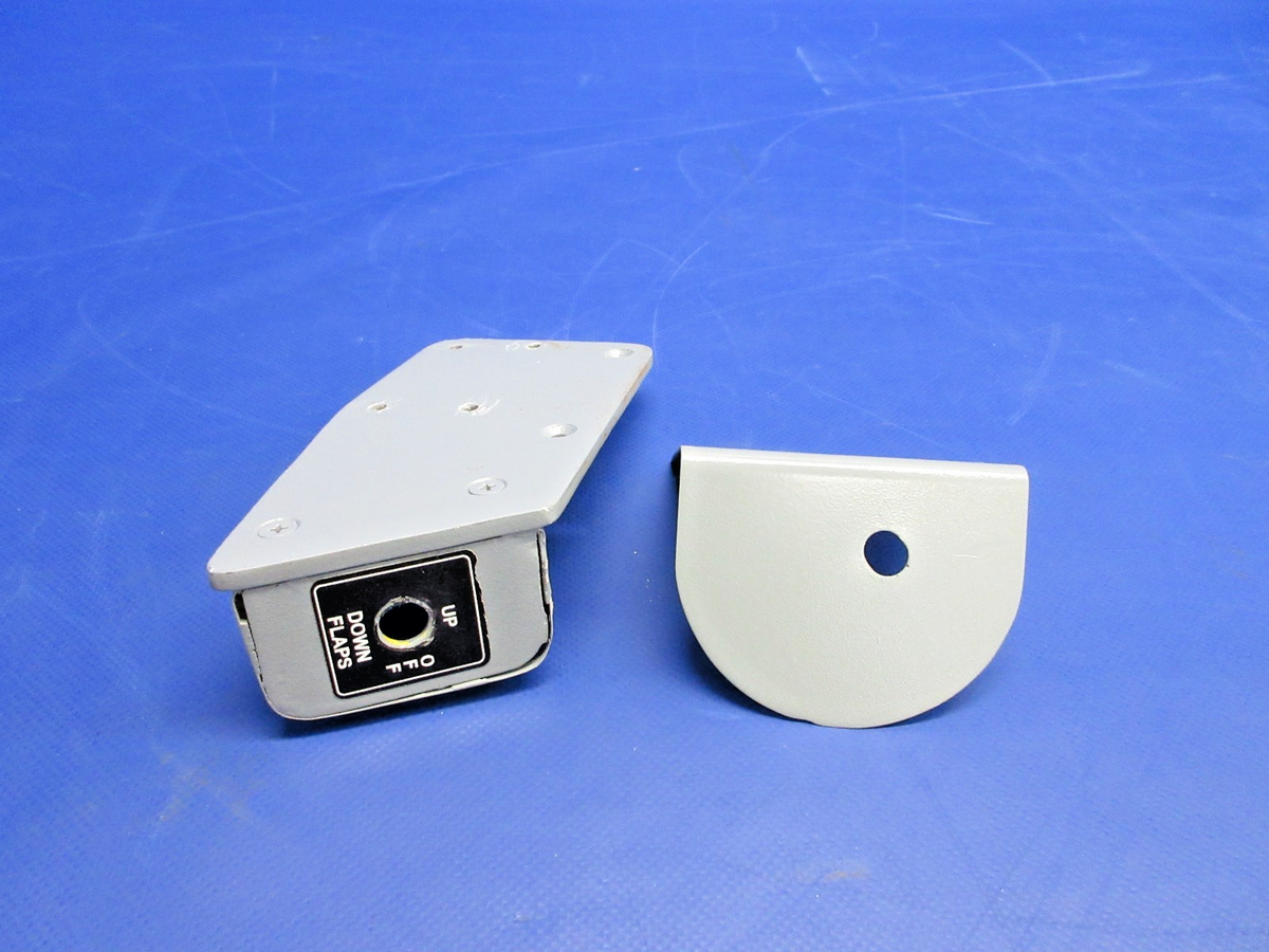 Air Tractor AT-301 Flight Controls Switch Bracket (0926-878)2