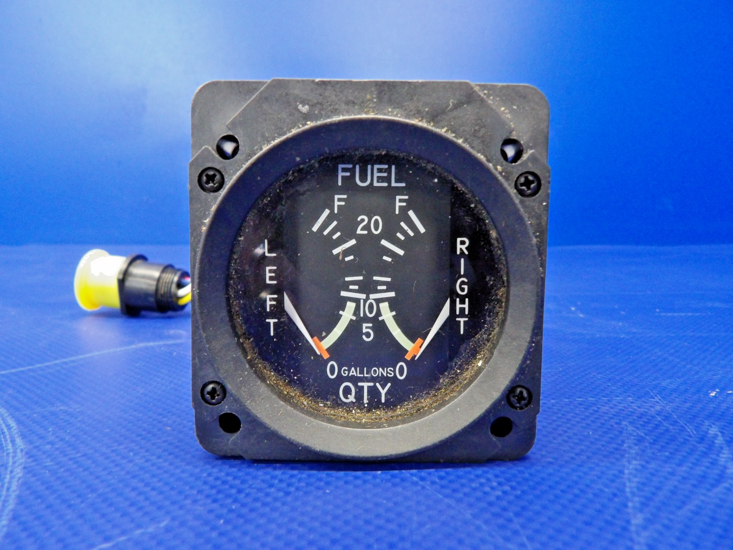Rochester Dual Electric Fuel Qty Indicator FQ028-12055 WARRANTY (0426-1217)0