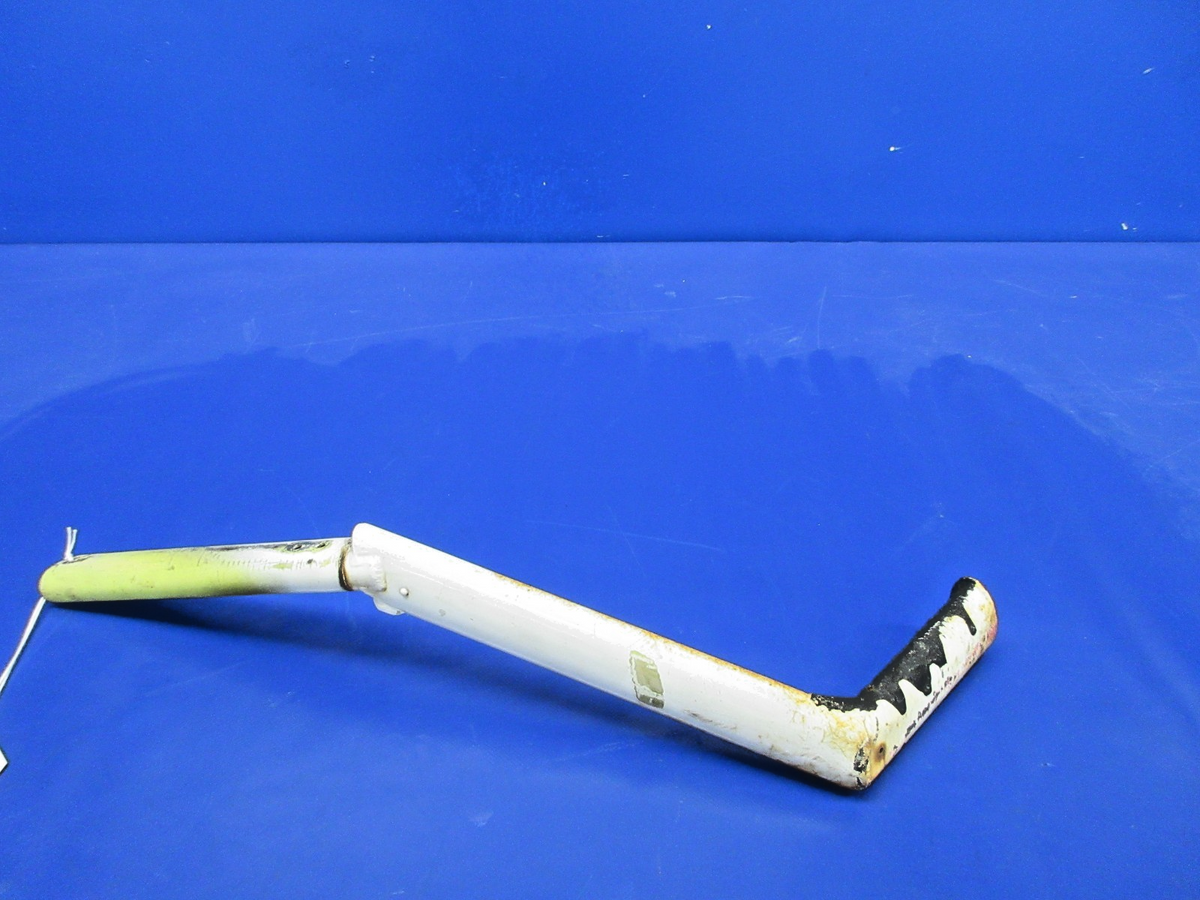 Beech 76 Duchess LH Cabin Step P/N 169-400005-911 (0526-826)1