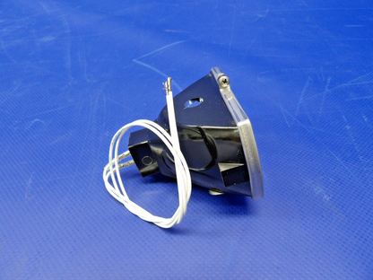 Whelen A775-EXP-28 LED Recognition Light 28V P/N 01-0770111-01 NOS (0426-1274)5