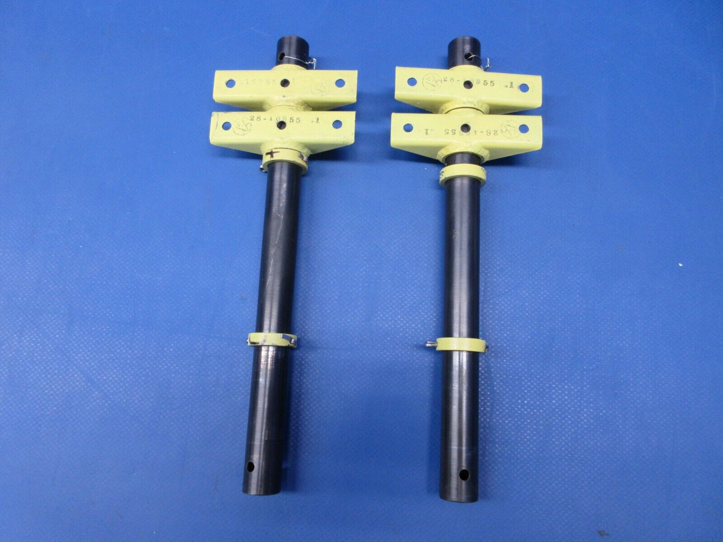 Enstrom 280FX Tail Rotor Pedal Shaft & Brackets 28-16334-3 LOT OF 2 (1124-1282)