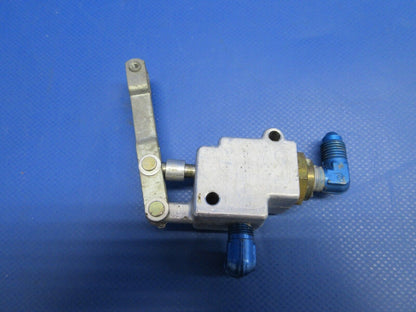 Beech C24R Sierra Parking Brake Valve Assy P/N 35-380065-7 (0524-1197)