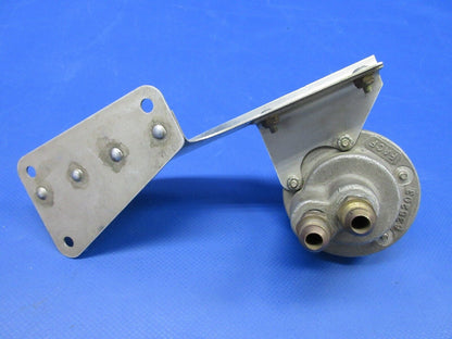 Cessna Fuel Regulator With Bracket P/N 639401-2 CORE (0424-1158)