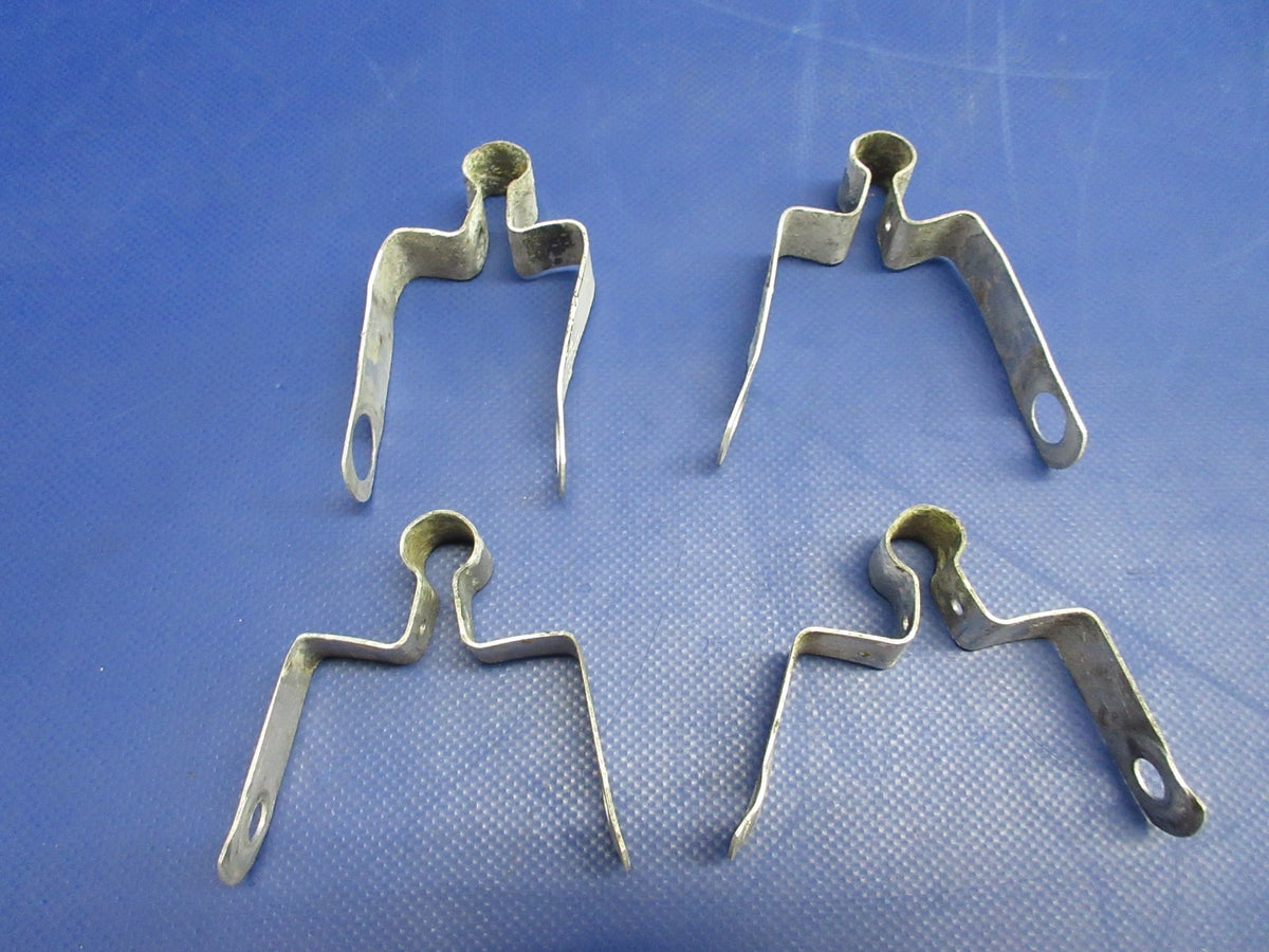 Piper Cherokee Brake Line Hose Clips 63332-03, 63332-003 LOT OF 4 (0926-852)1