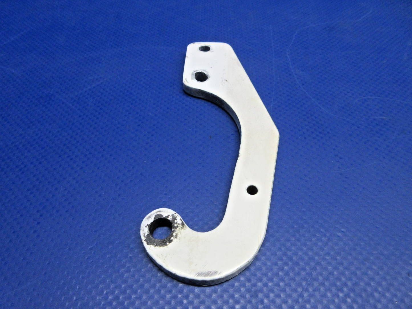 Beech Nose Gear Door Hinge FWD & AFT P/N 95-410031-17 SET OF 2 (0326-823)5