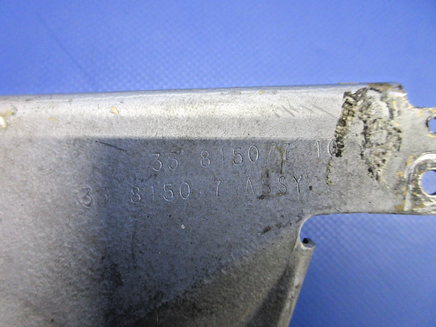 Beech 95 / D95A Travel Air LH Main Gear Up Lock P/N 35-815077-8 (0326-799)4