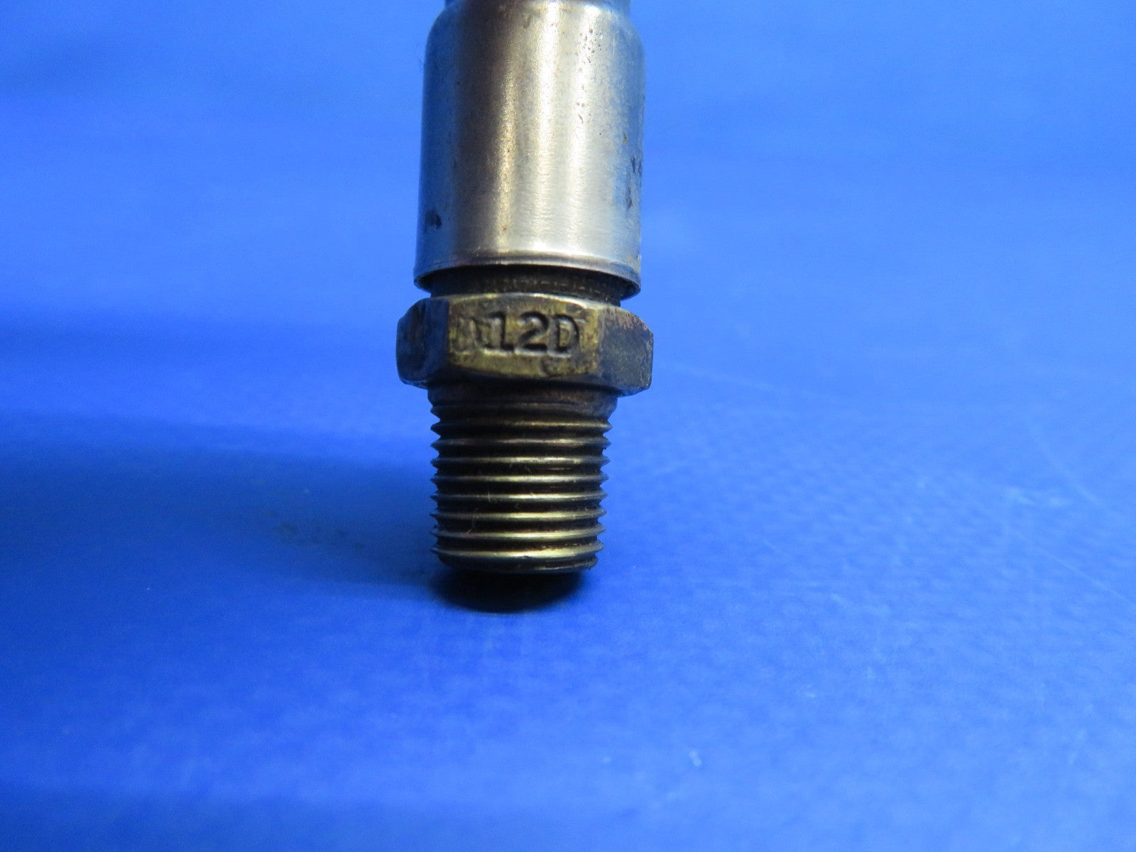 Continental IO-470 Fuel Injector Nozzles PN D12D, 627335D12 SET OF 6 (0326-1742)6