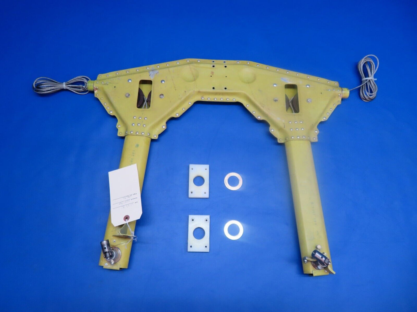 Lake LA-4-200 Control Column Assy P/N 2-7102-147, 2-7137-15 (1222-760)
