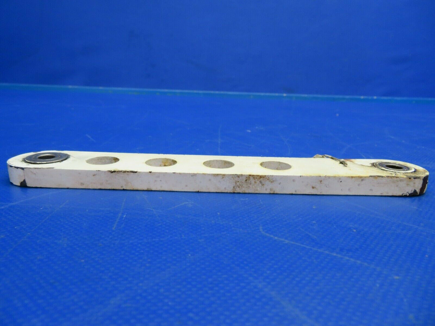 Cessna 310P Nose Gear Drag Link Assy P/N 5042020-1 (0620-658)