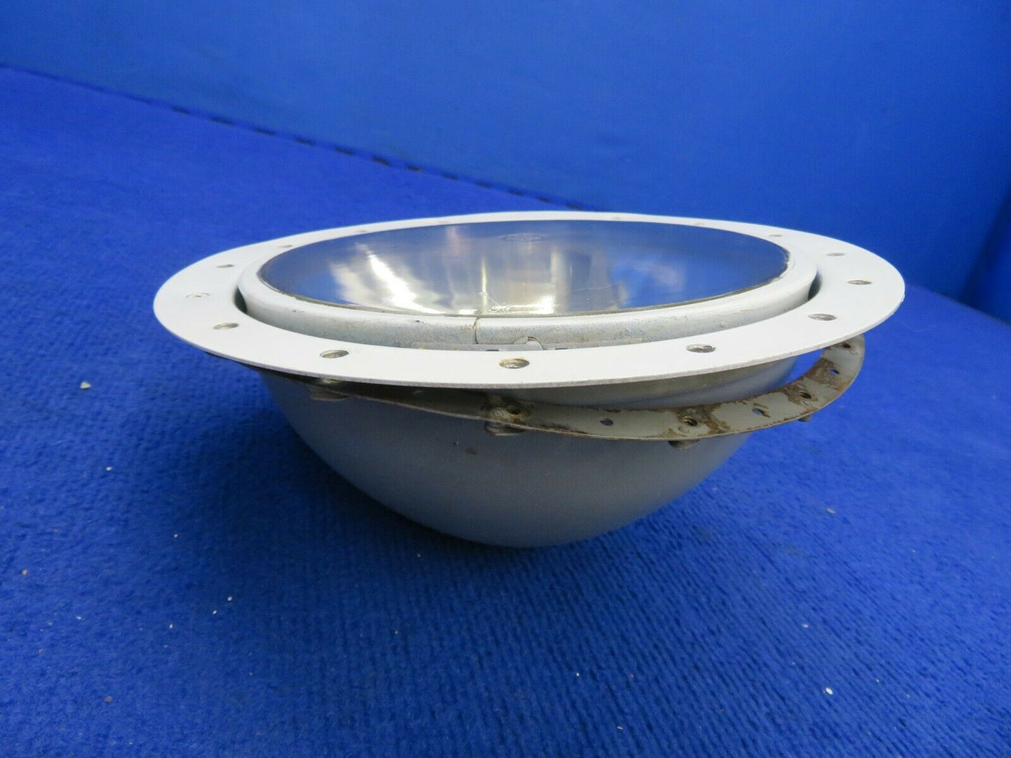 Cessna 310 Grimes Landing Light w/ Motor 24V P/N 0322006-10, G-3801A-1A (0422-72