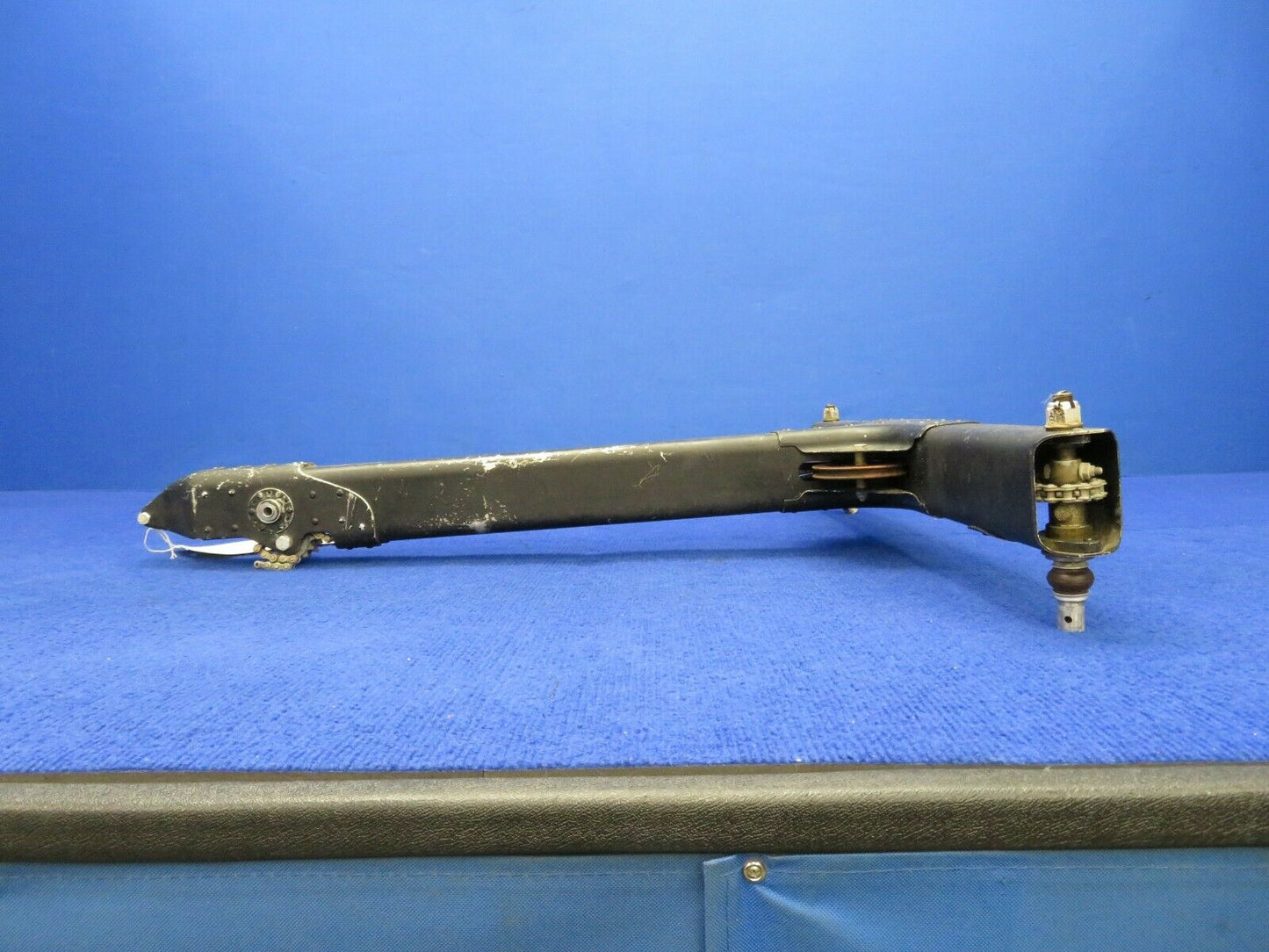 1956 Cessna 310 Tee Assy Control Column P/N 0896000-2 (0422-62)