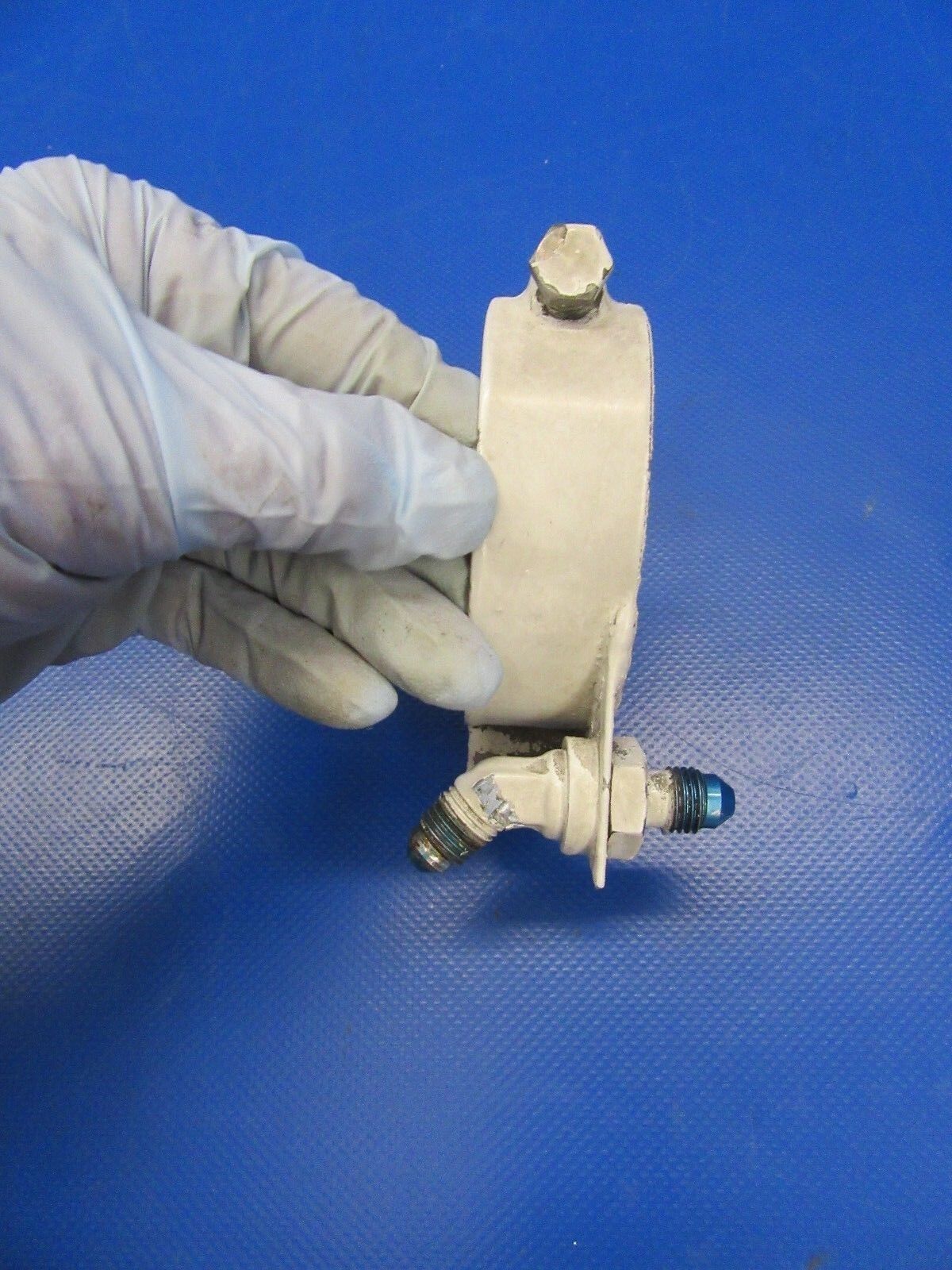 Beech Baron B-58 Clamp LWR Brake RH P/N 35-815264-2 (0618-254)