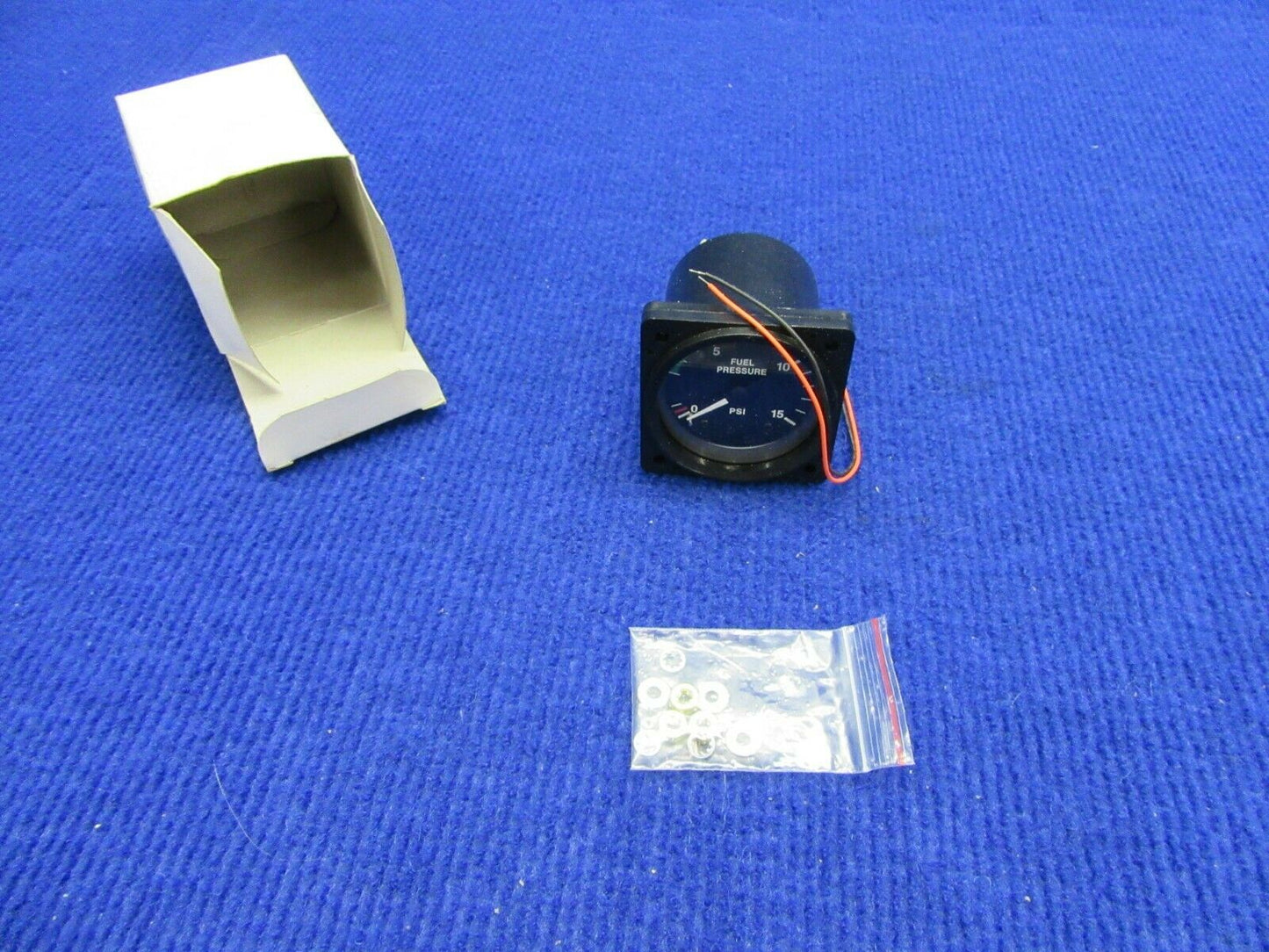 Fuel Pressure Indicator P/N 10-01082 NOS(1221-315)