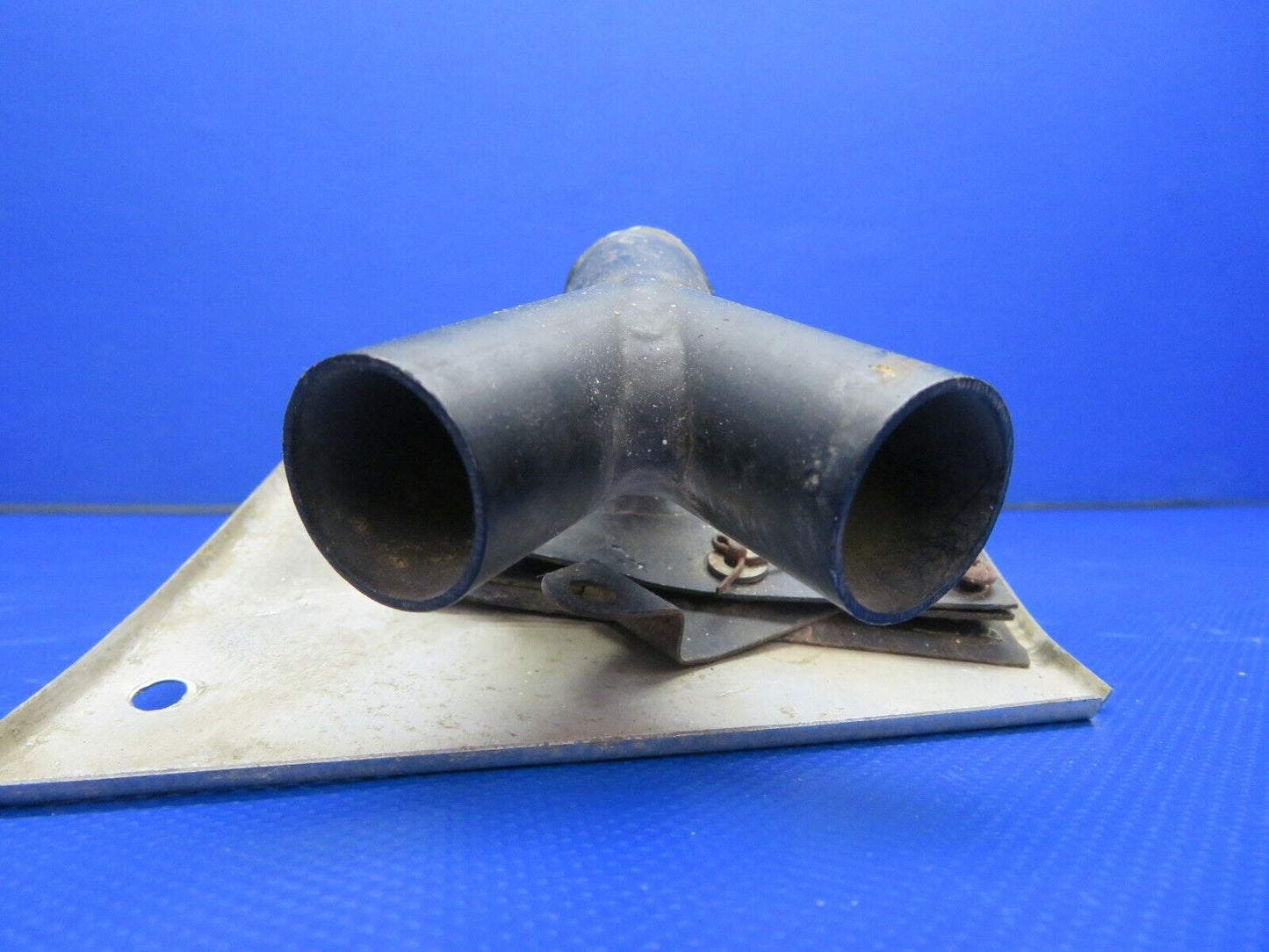 Piper PA-28-140 Defrost Air Outlet Assy P/N 62952-00, 62952-000 (1220-310)