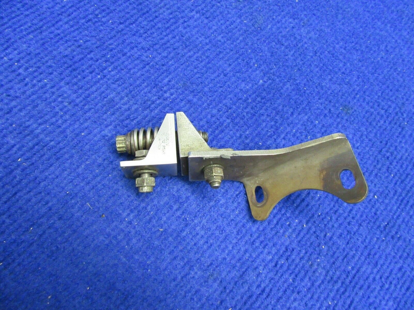 Cirrus SR-22 Turbo Support Bracket FWD Upper P/N ETI-G2-600-124 (0122-462)