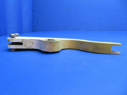 Lake LA-4-200 Elevator Bellcrank Assy P/N 2-7105-1 (1222-737)
