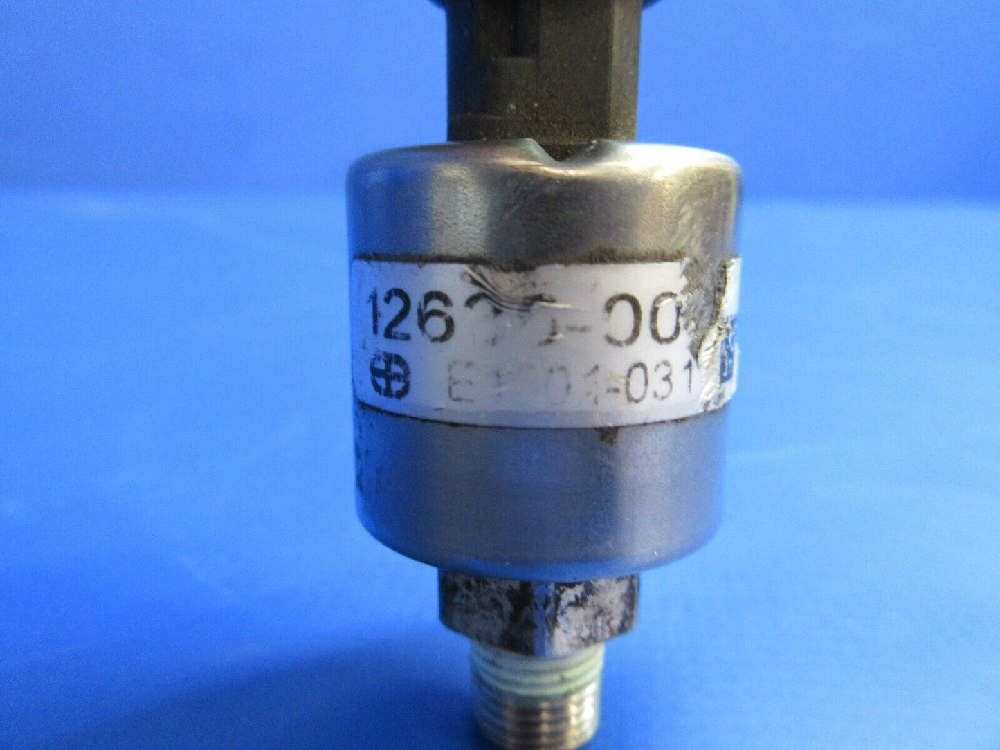 Cirrus SR-22 Oil Pressure Transducer P/N 12635-00 (1023-776)