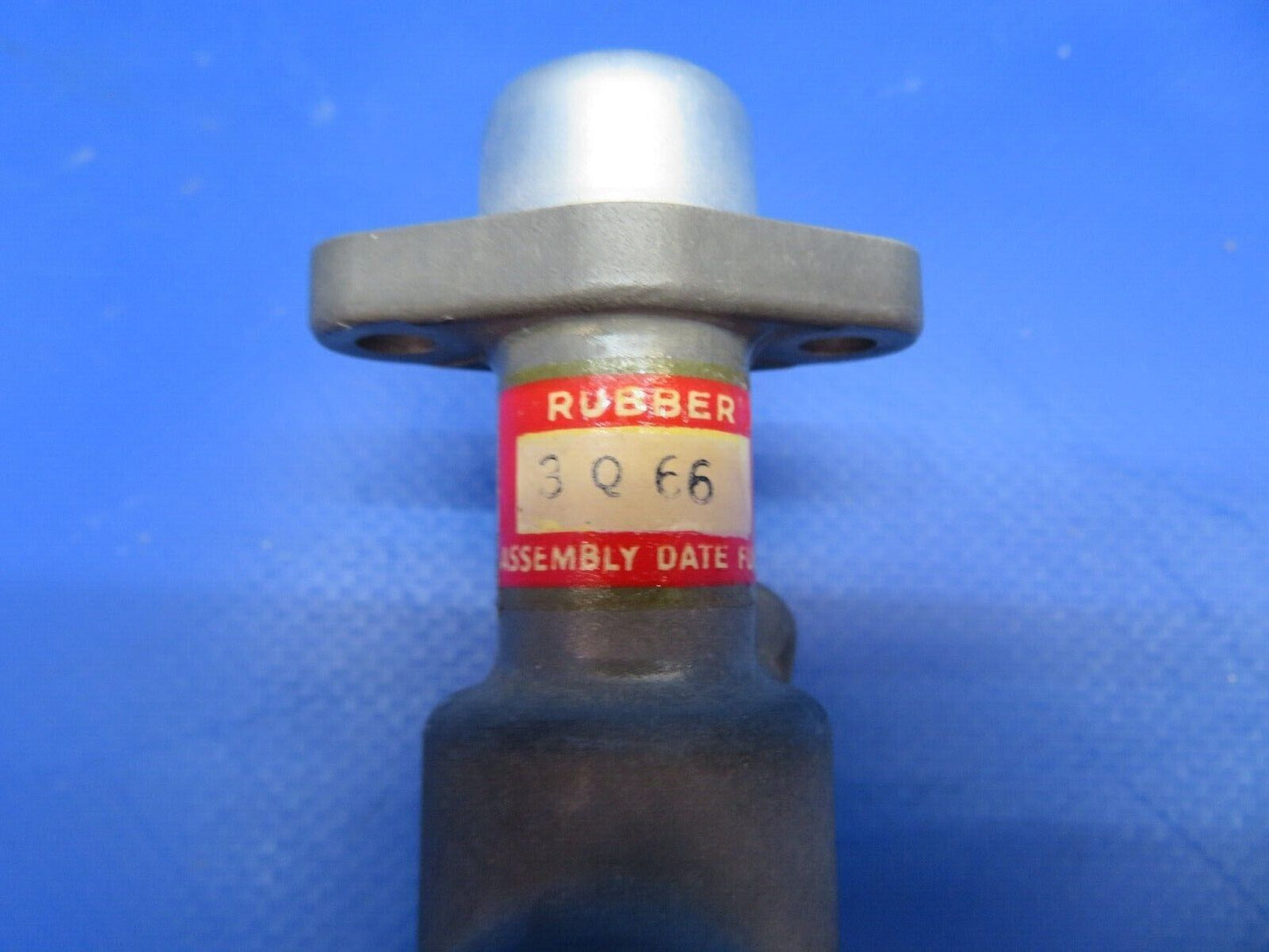 Fuel Pressure Valve P/N 99027-37-D401850, 37C301819G001 NOS (0922-742)