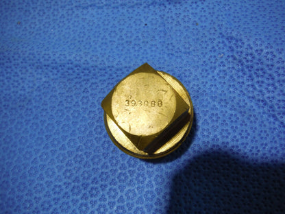 Plug, Pipe, Brass  LOT OF 13  P/N MS20913-8  ALT 393088  (715-18)