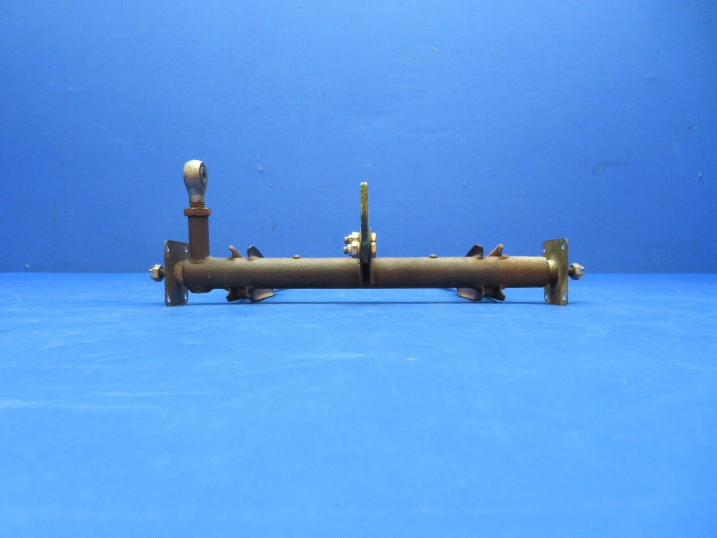 Cessna 310 / 310Q Uplock Torque Tube Door Drive Link P/N 0813300-122 (0823-725)