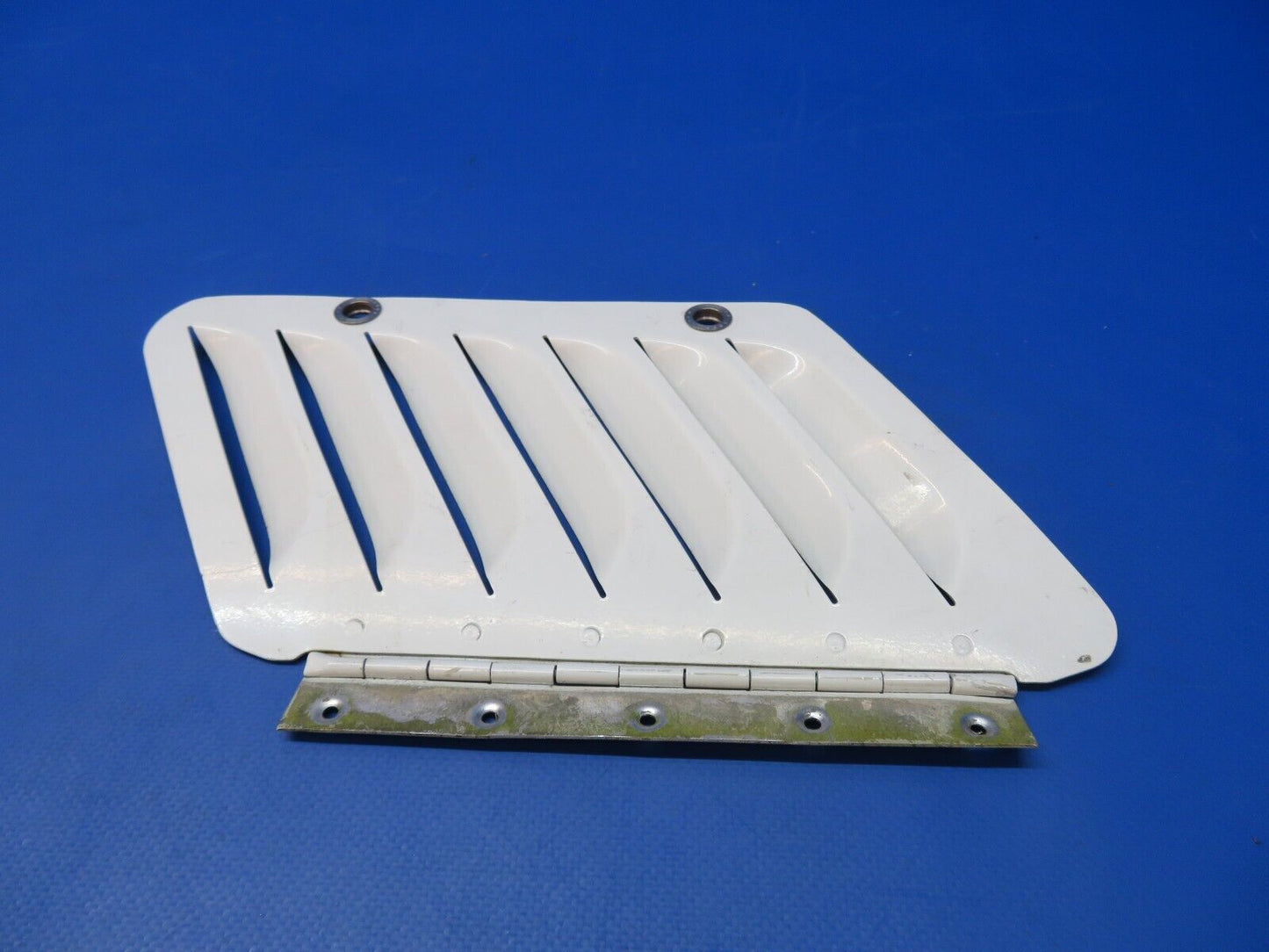 Piper PA-28-201T Dakota RH Cowl Door Assy P/N 35742-33 (1222-341)