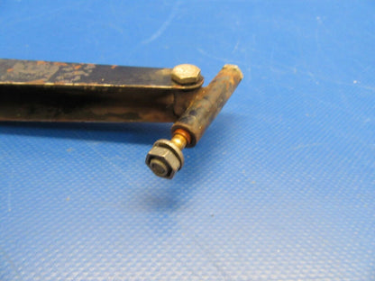 Piper PA-34-200T Channel & Trunion Cowl Flap Actuation P/N 37511-35 (1119-149)
