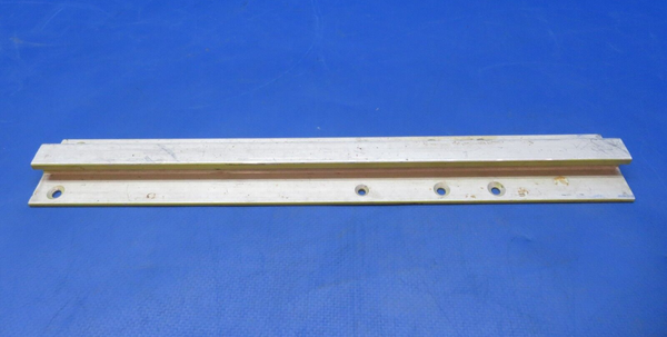 Beech 95-B55 Baron Seat Track 3rd Or 4th Seat P/N 002-430021-59 (0523-980)