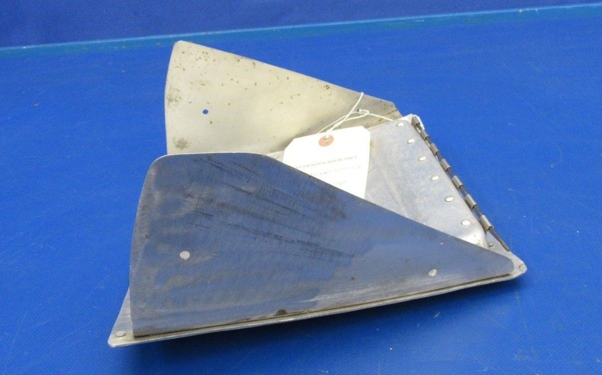 Cessna P210 Cowl Flap Door LH P/N 1213261-222 (0119-188)