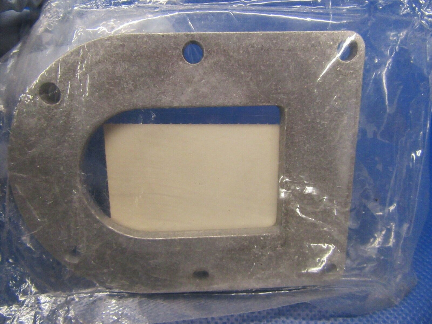 Lycoming 540, Series Retainer Turbo Charge By Pass Door 77721 NOS (0219-238)