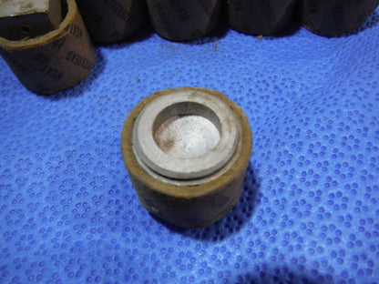Plug, Pipe, Steel  LOT OF 37  P/N MS20913-4s  (715-20)