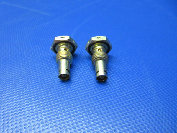 Cessna Flush Drain Valve P/N F391-82, 05-01878 LOT OF 2 NOS (0124-1418)