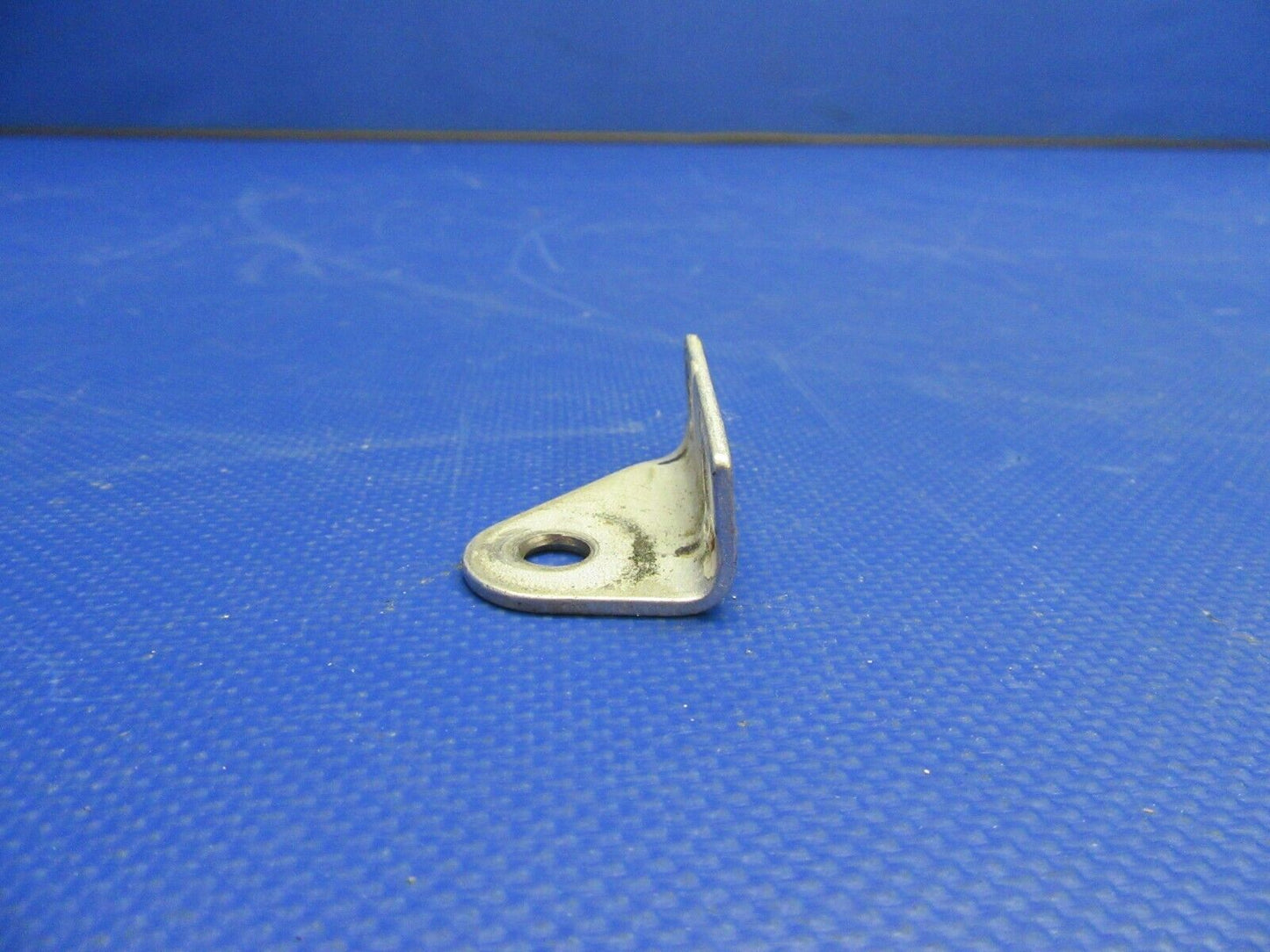 Cessna 210 / T210N Seat Belt Fitting P/N 0510205-8 (0921-652)